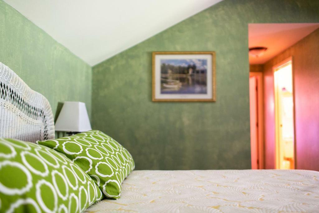 Inn At Iron Masters Lakeville Buitenkant foto